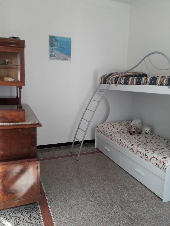 Riva Beach House Сестрі-Леванте Екстер'єр фото